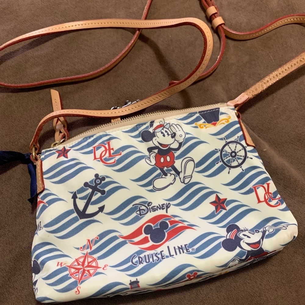 On hold - DooNey and Bourke crossbody - Picture 2 of 5